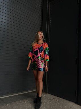 HOUSE OF HEARTS SEQUIN TSHIRT DRESS - S/M